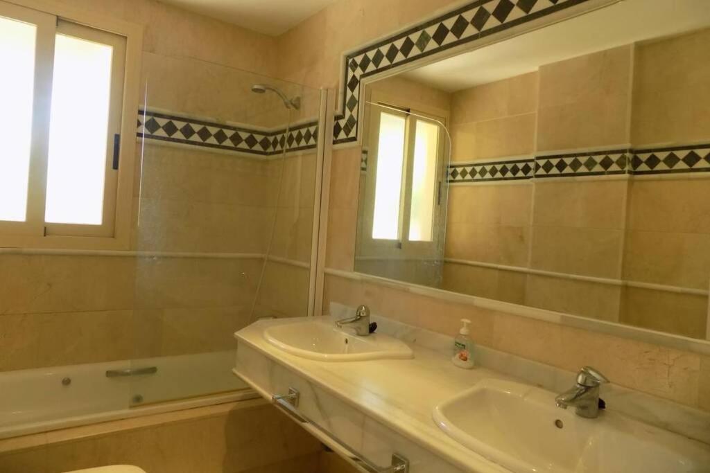 Fuente Aloha Apartment 마르베야 외부 사진
